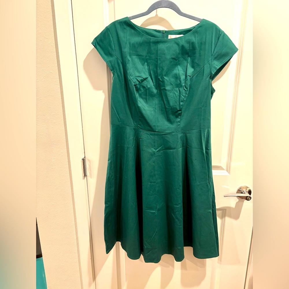 Elegant Green Vintage Style Dress